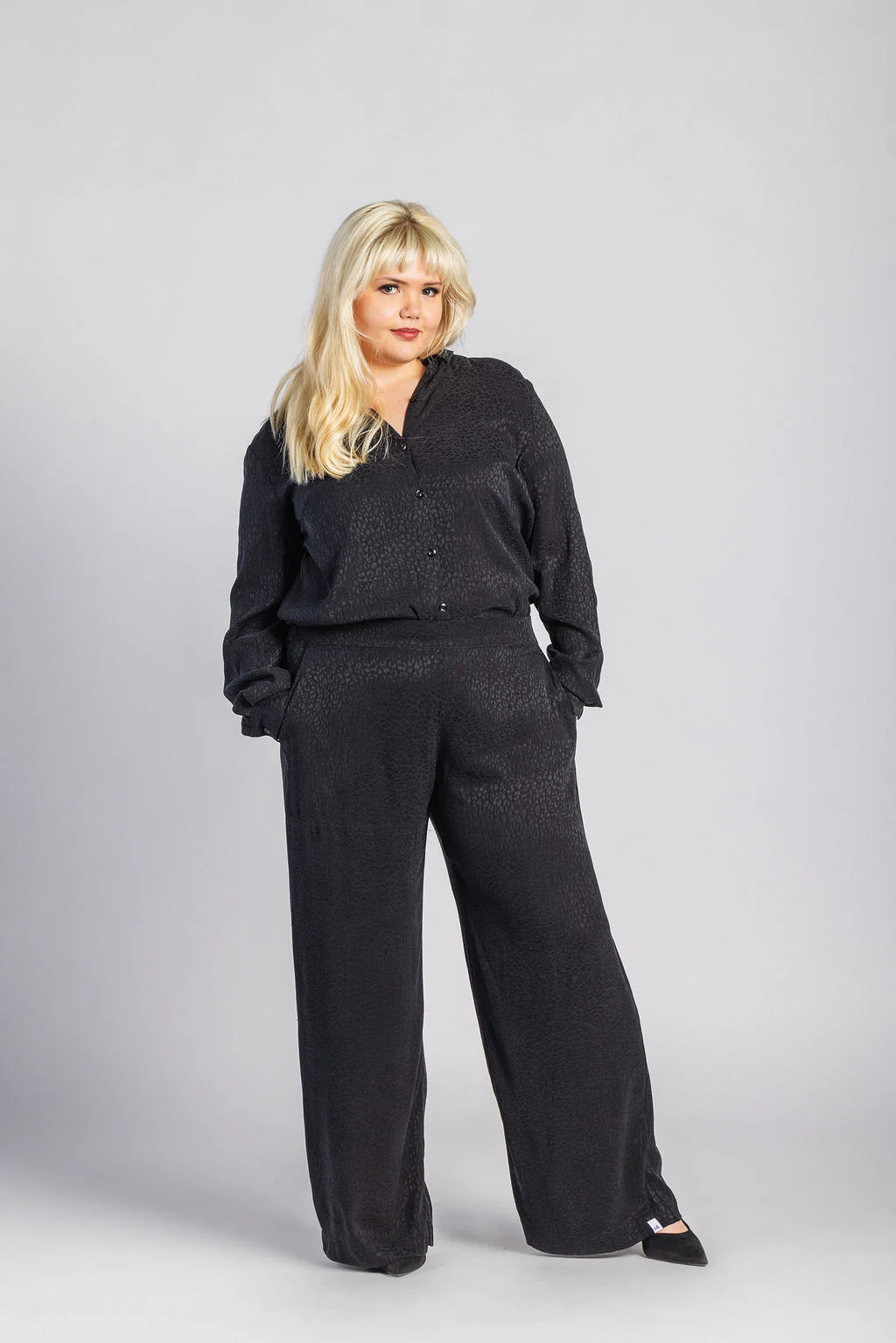 Chloe Shirt, Black Leo - Image 8