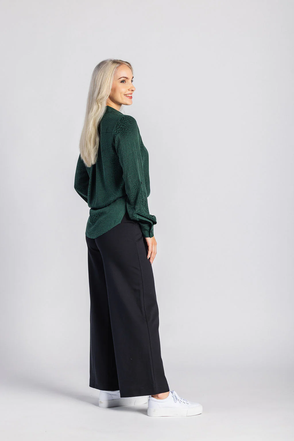 Chloe Shirt, Emerald - Image 8