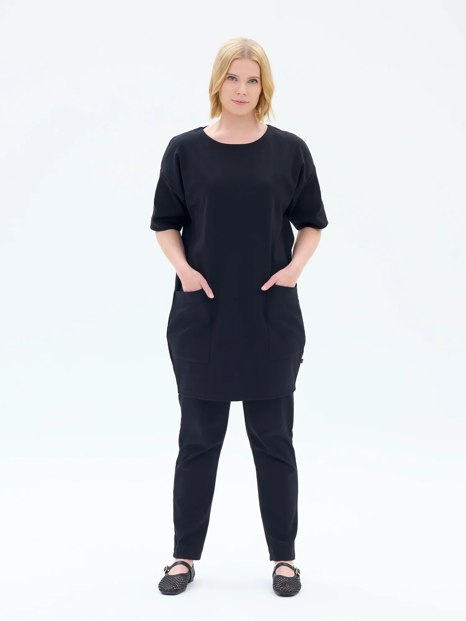 Eeva Tunika Musta - Image 2