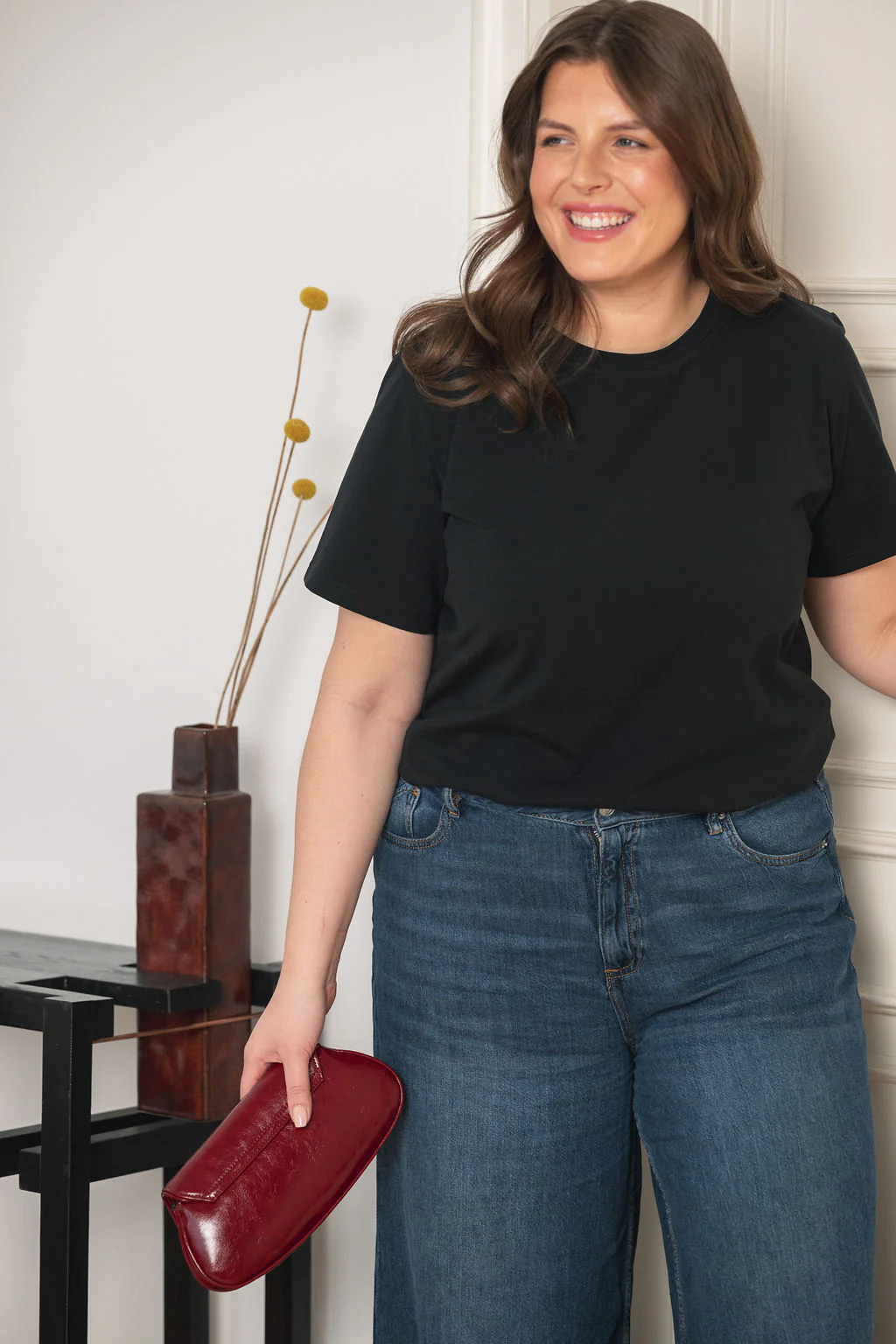 Emilia T-Shirt, Black - Image 4