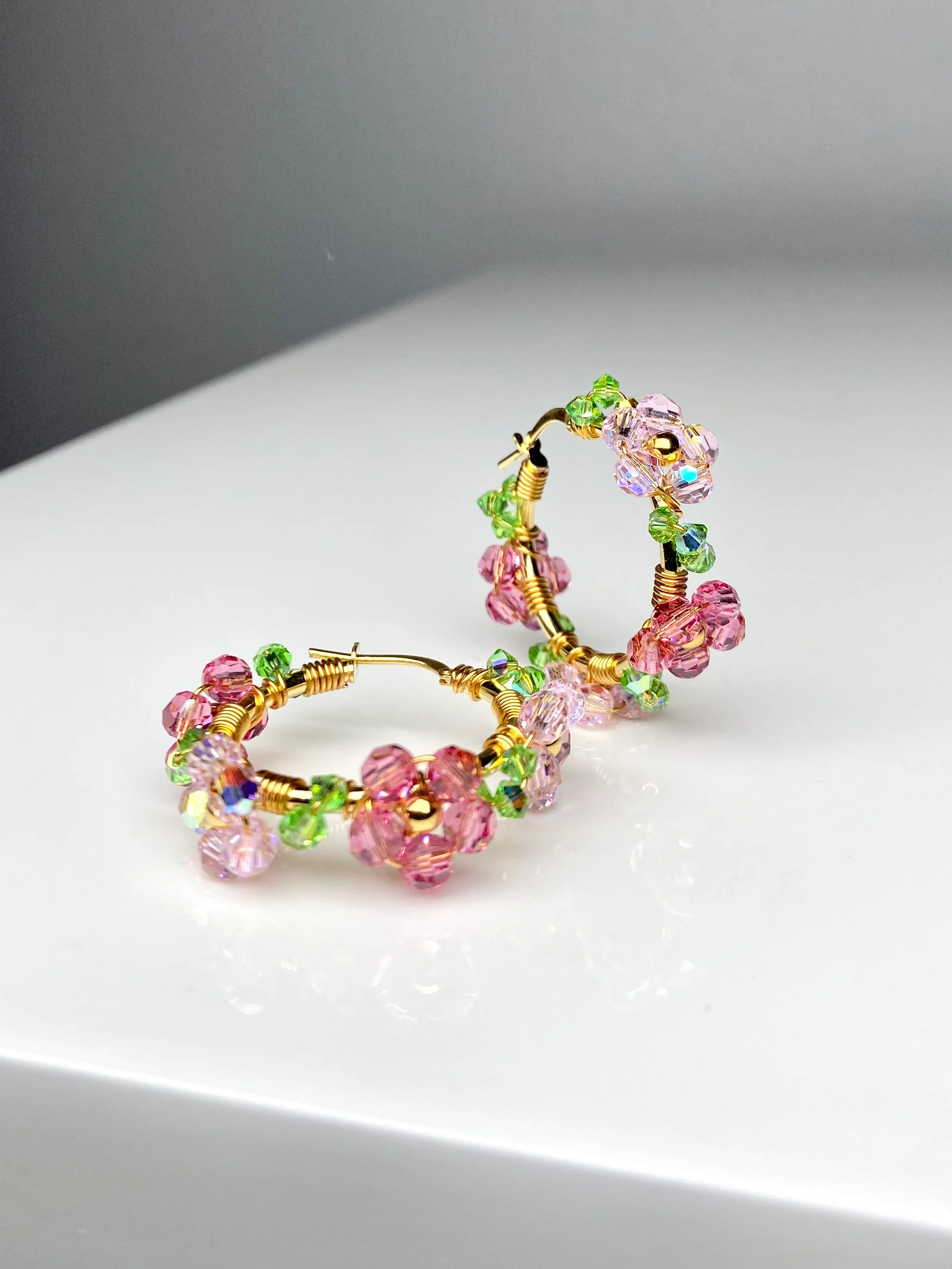 Kristalliniitty Korvakorut, Kullattu, eri värejä - Image 6