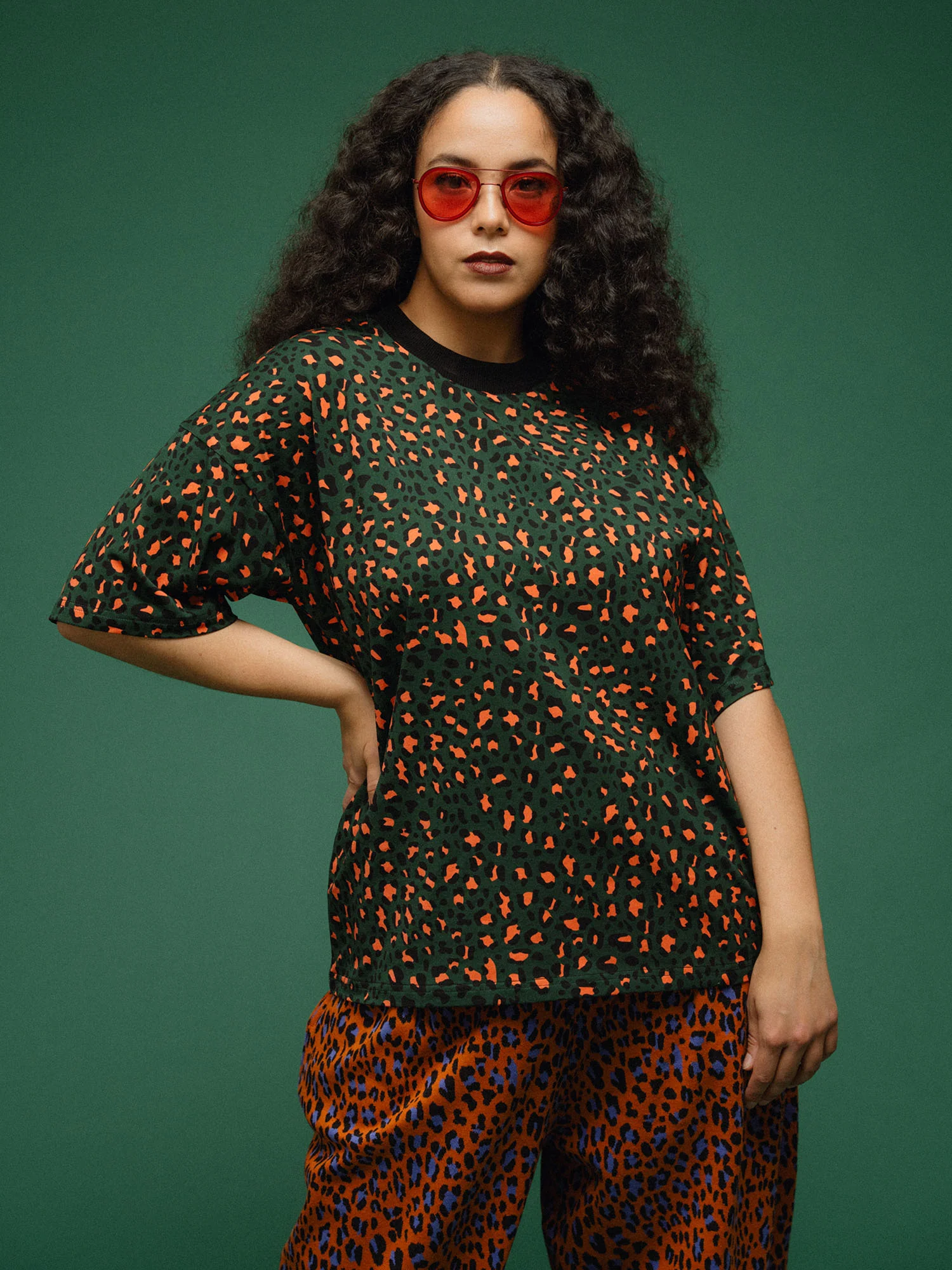 Maria T-Shirt, Leo Green - Image 2