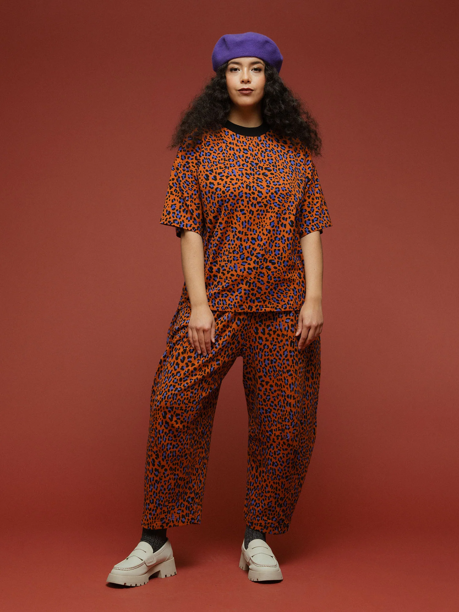 Maria T-shirt, Leo Copper - Image 2