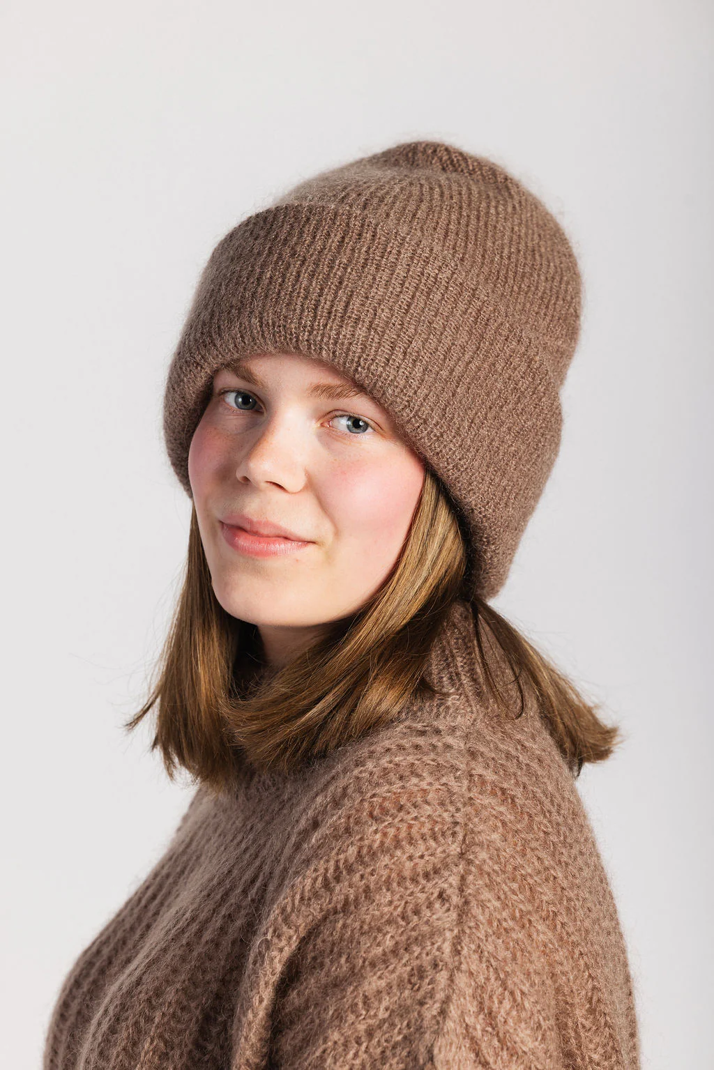 Pippa Mohair Beanie, eri värejä - Image 3