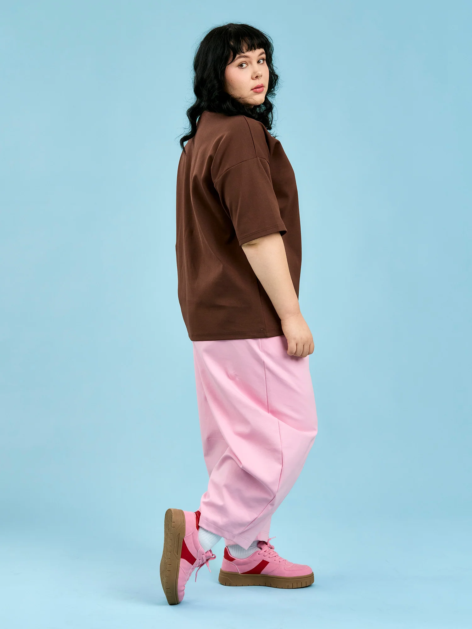 Queenie T-paita, Dark Brown - Image 6