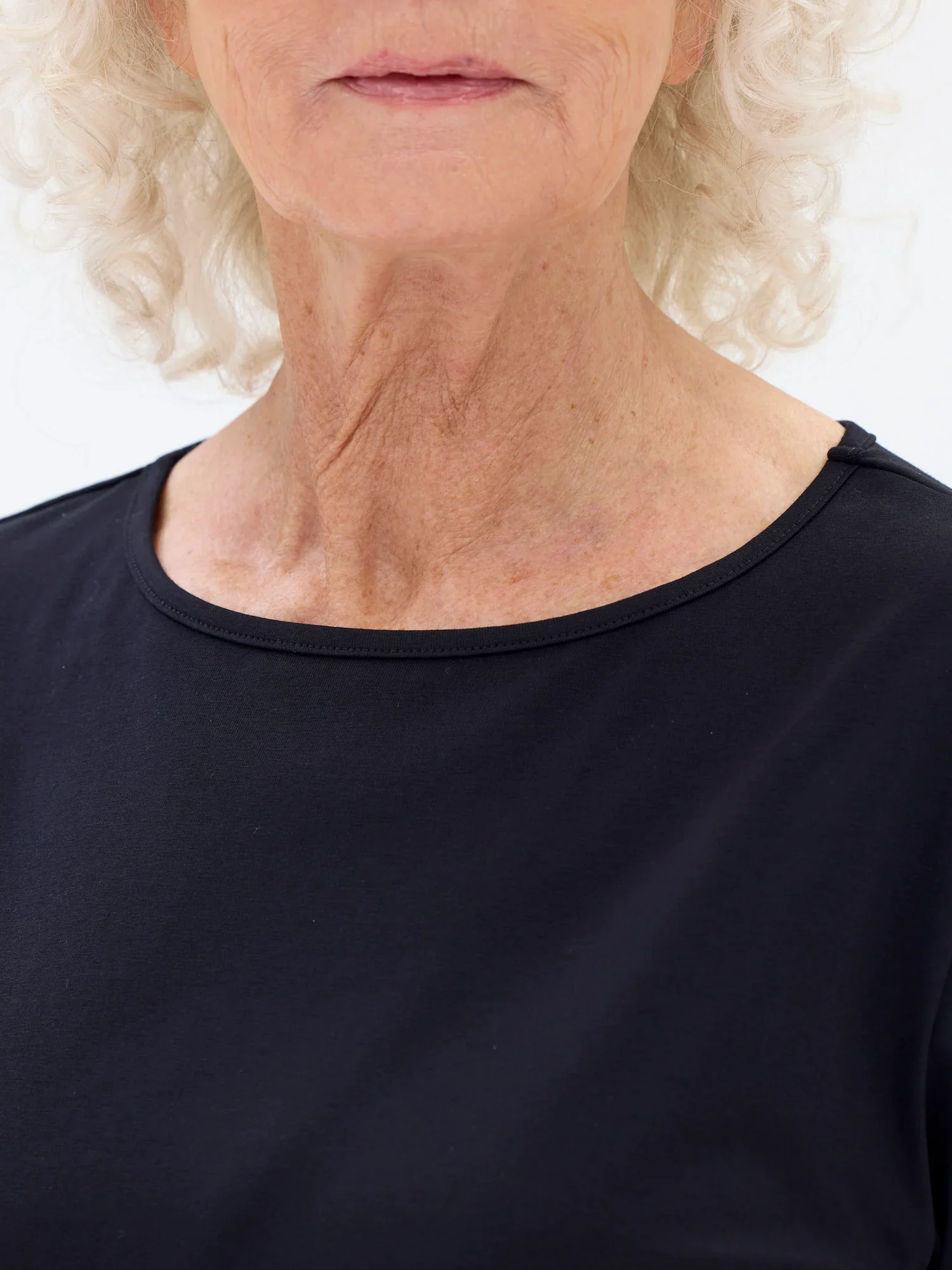 Fiia T-Paita, Musta - Image 4