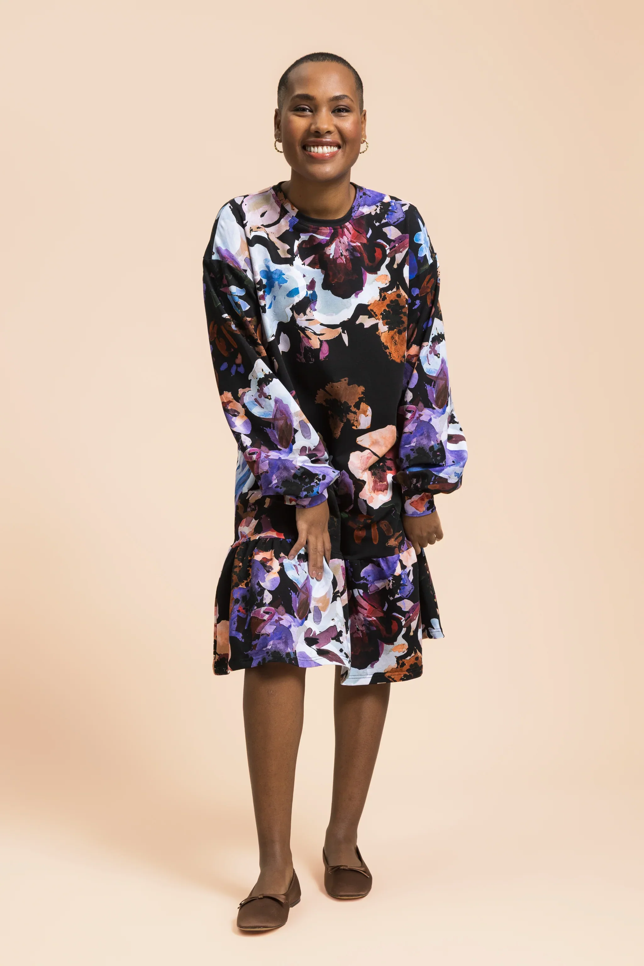 Ruffle Sweatshirt Dress, Black Anemone - Image 4