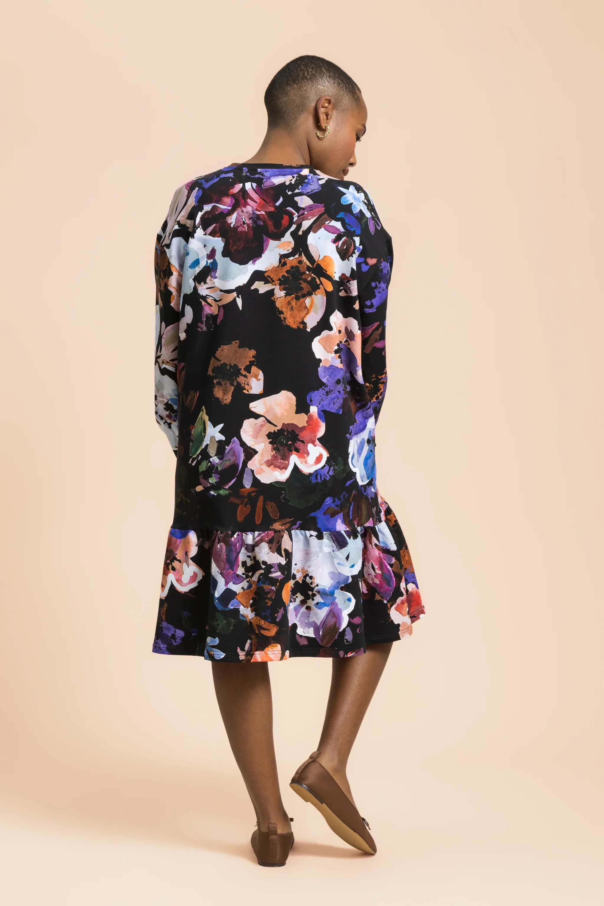Ruffle Sweatshirt Dress, Black Anemone - Image 5