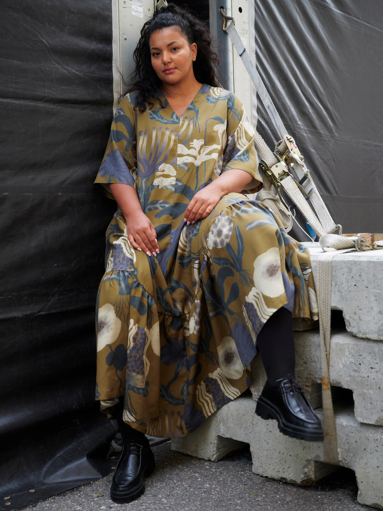 Sea Flowers Maxi Dress - Image 3