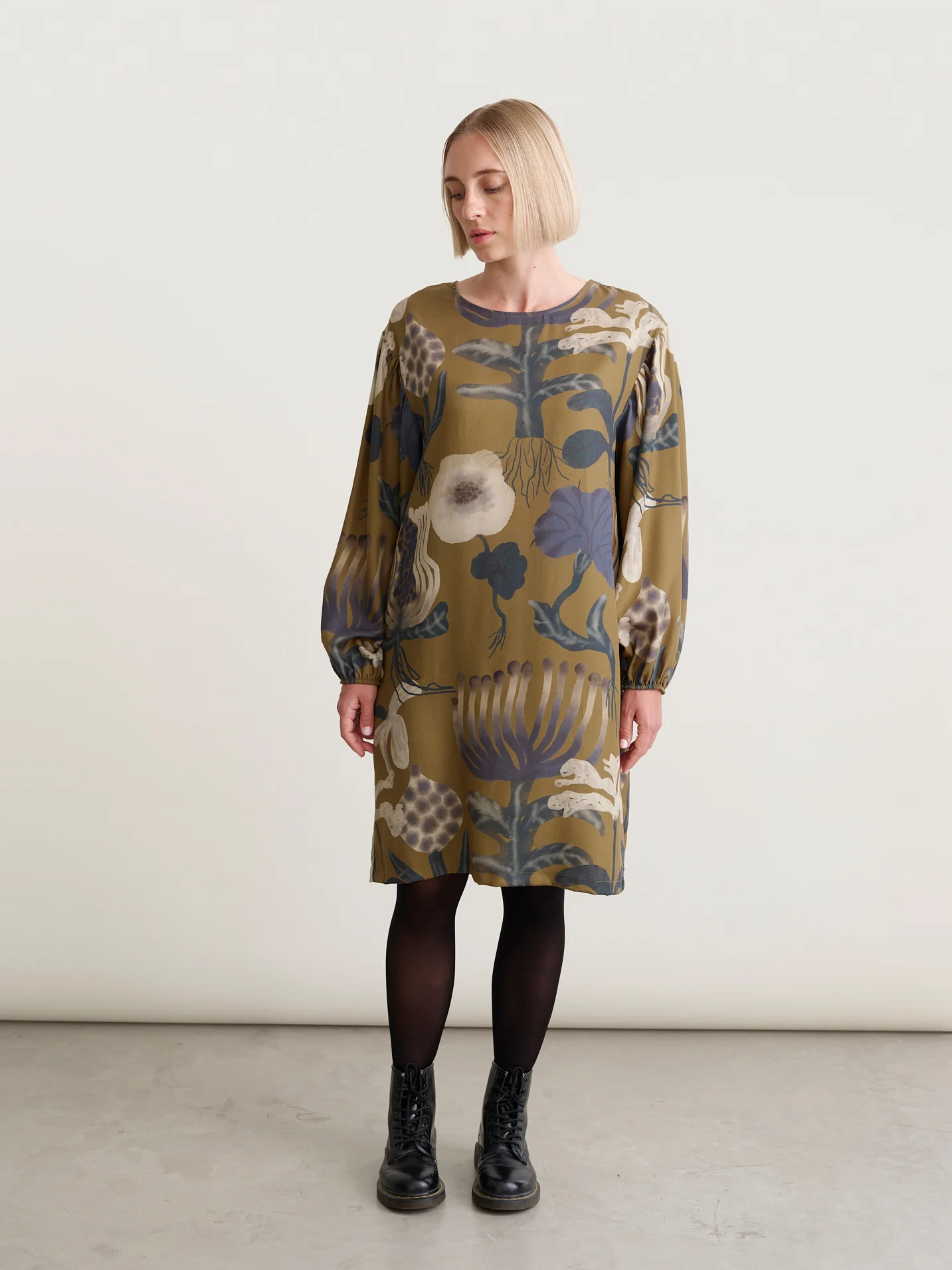 Sea Flowers Tunic Dress - Image 3