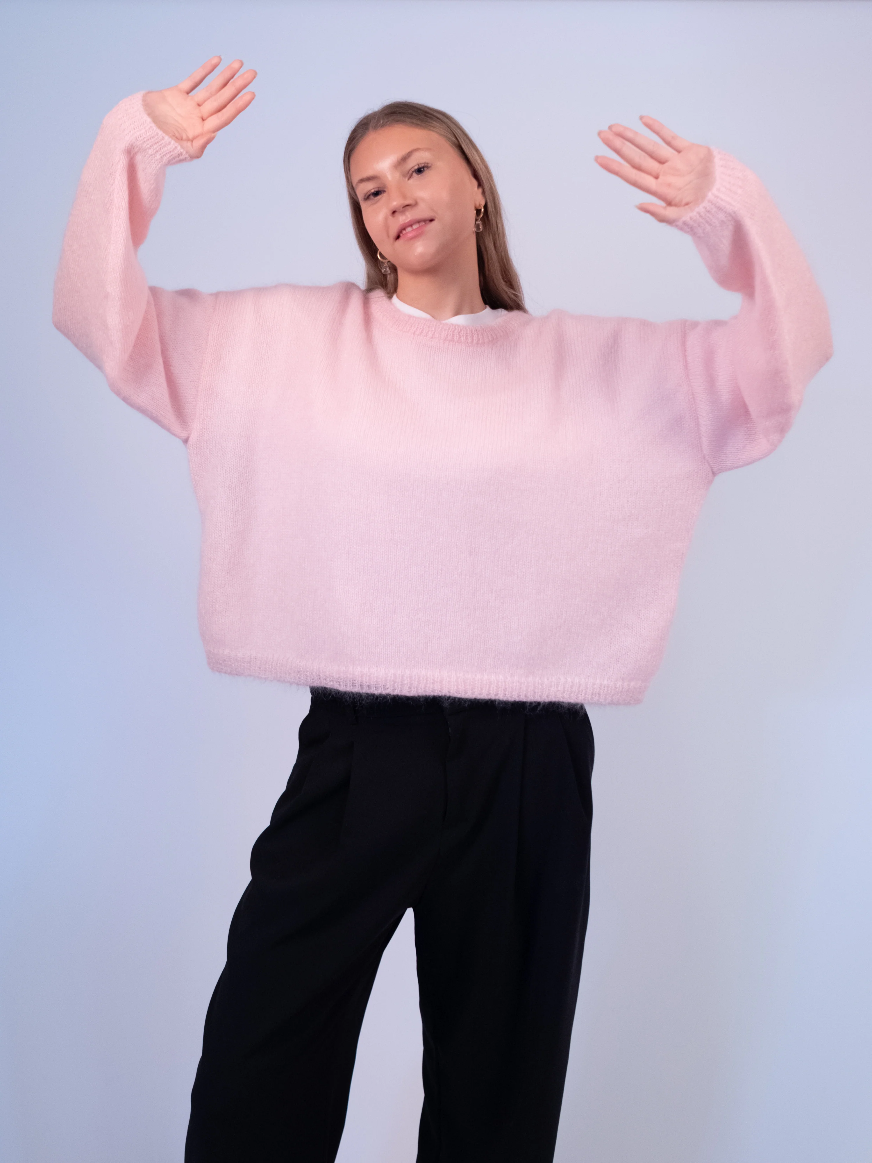 Sweater O, Hello Babe - Image 5