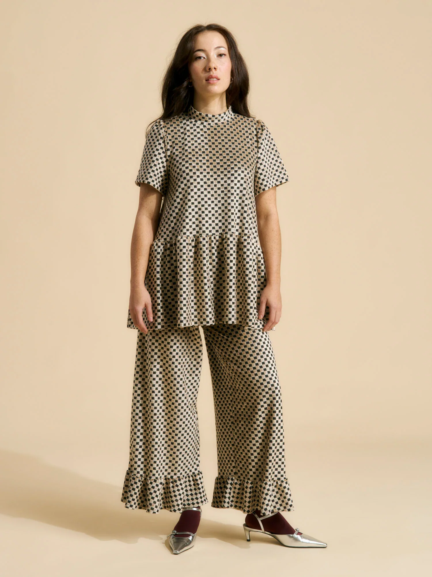 Vanda Peplum Shirt, Almond Chess - Image 2